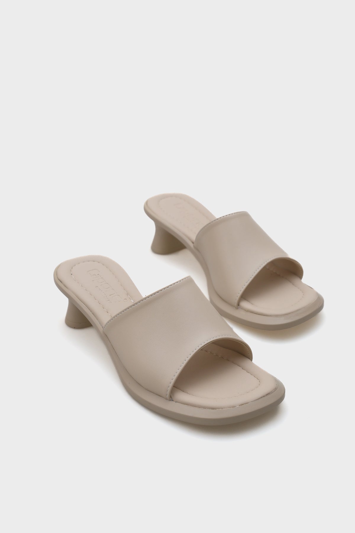 Marijo Orta Topuklu Kadın Terlik