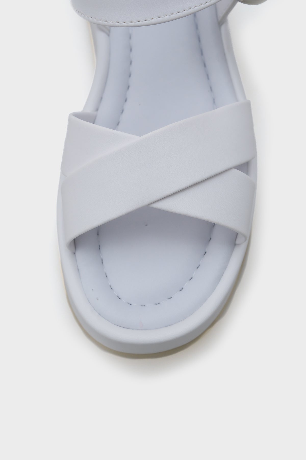 Dolly Çapraz Bantlı Konfor Tokalı Dolgu Topuklu Kadın Sandalet