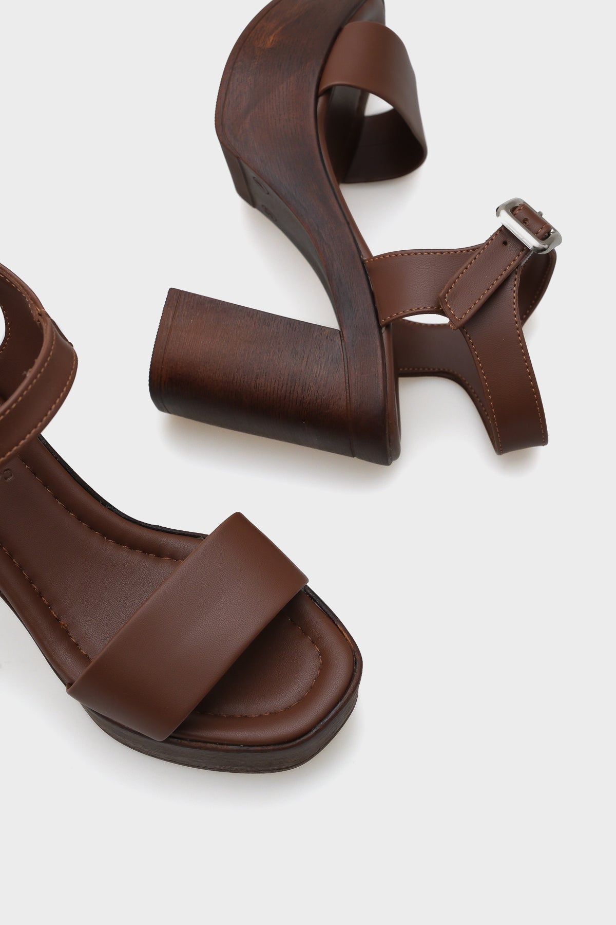 Dolores Platform Tek Bantlı Kadın Sandalet