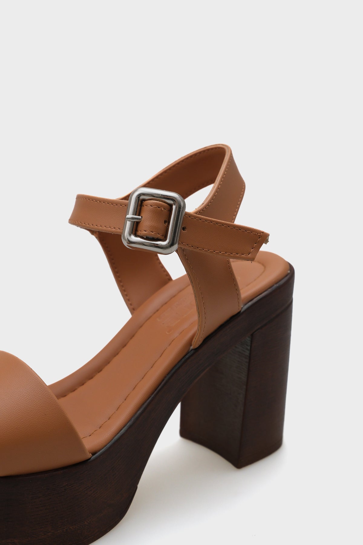 Dolores Platform Tek Bantlı Kadın Sandalet