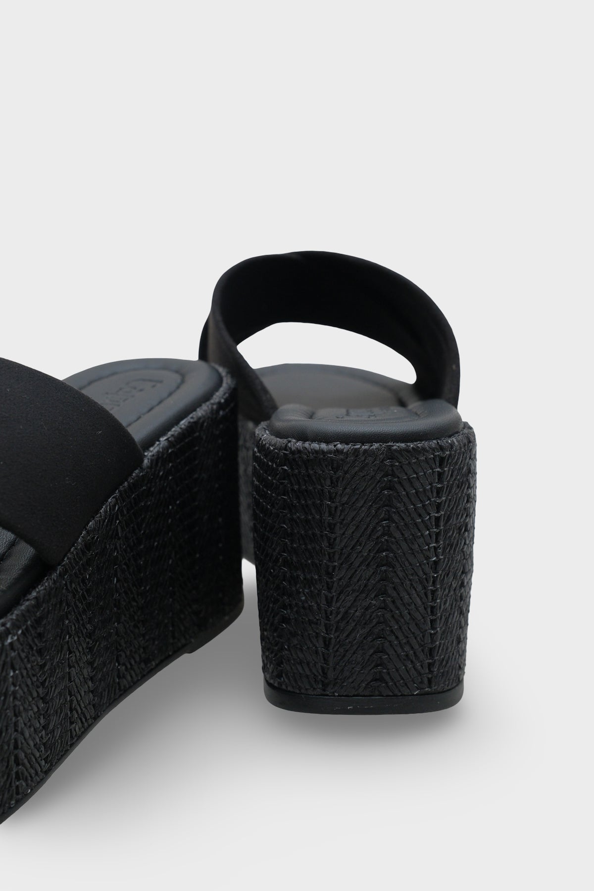 Vina Platform Çapraz Bantlı Kadın Terlik