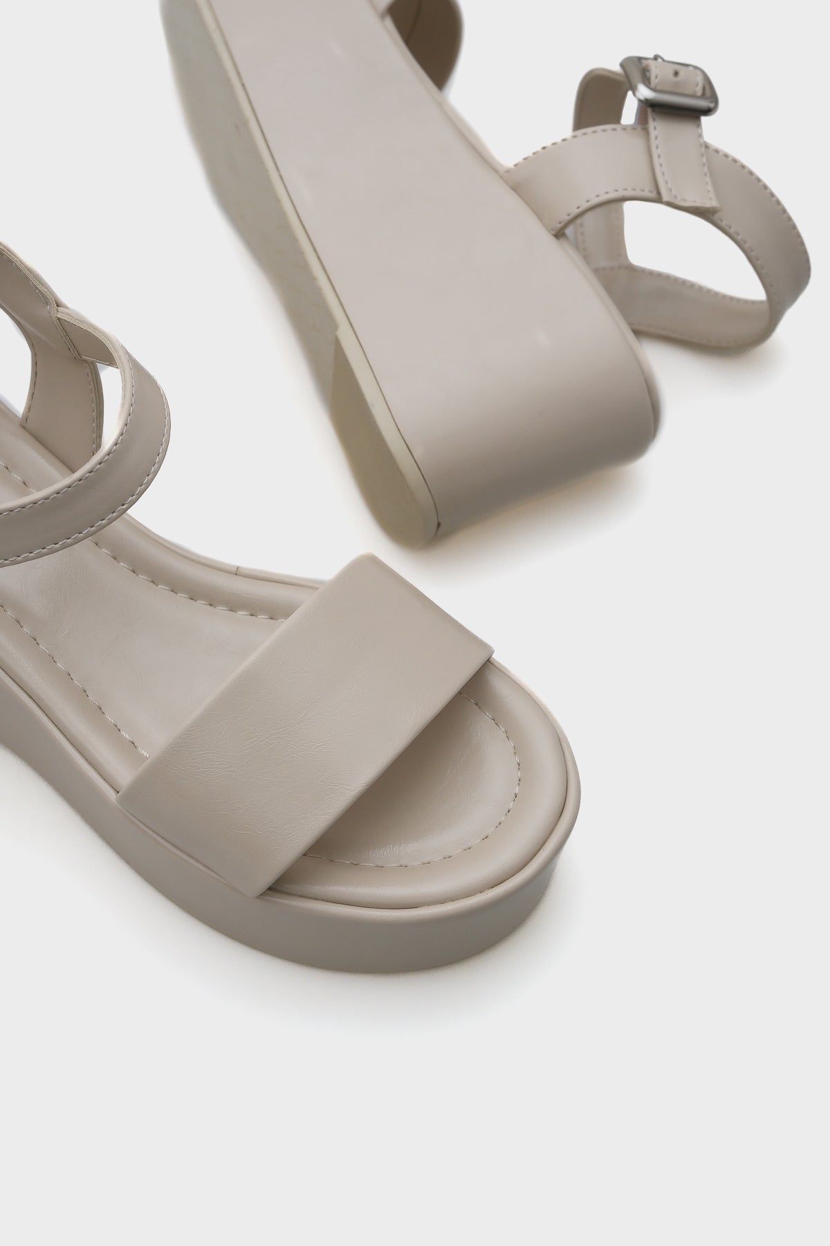 Donna Platform Tek Bantlı Kadın Sandalet