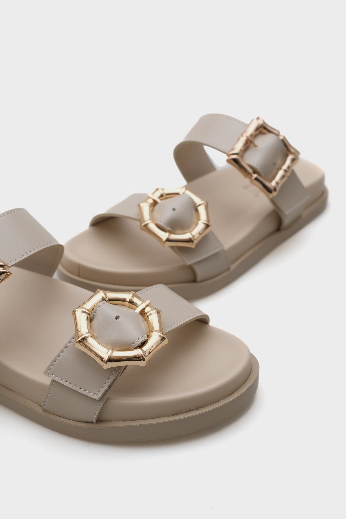 Marti  Çift Tokalı Kadın Konfor Terlik