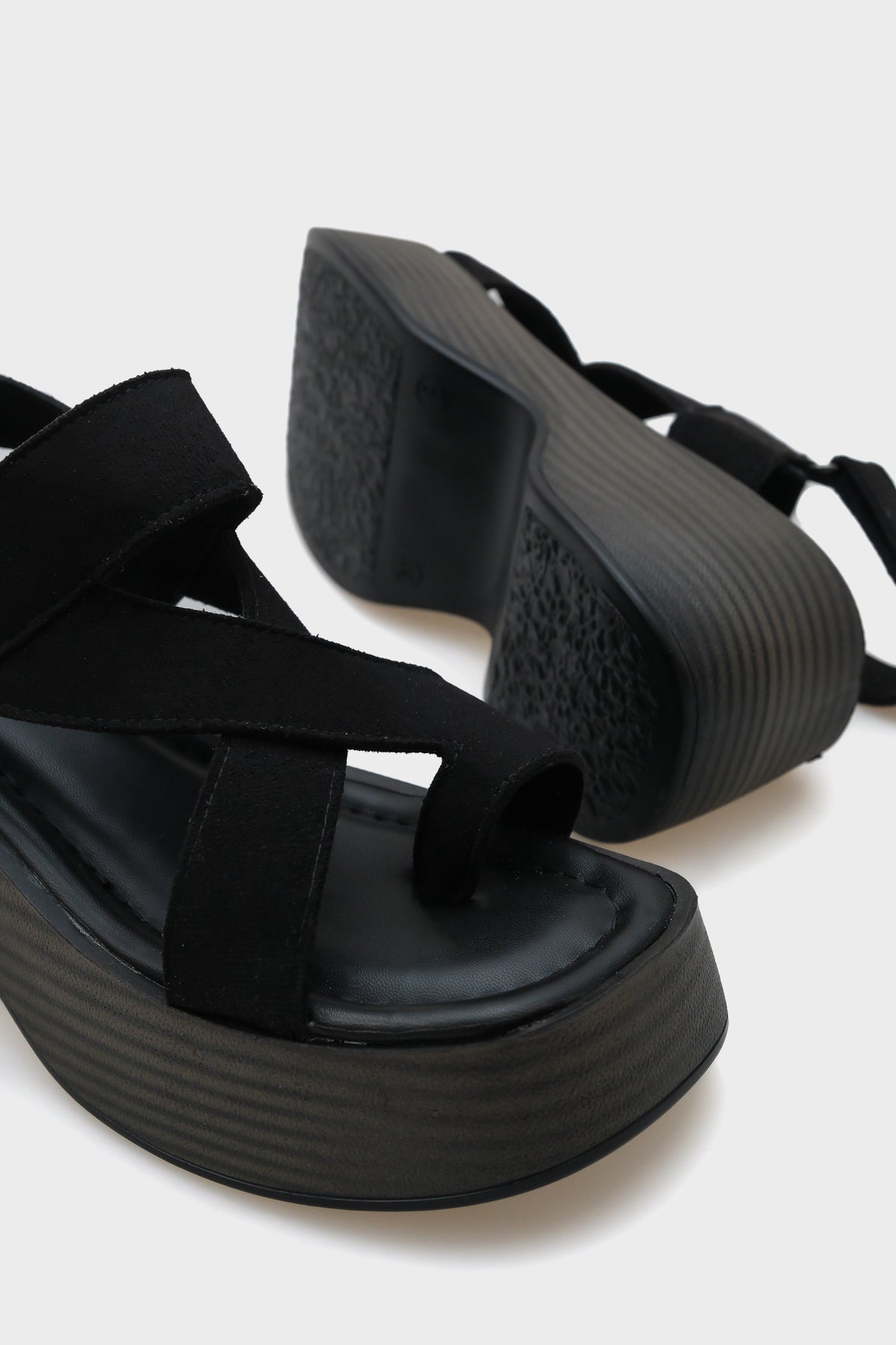 Doris Taşlı Tokalı Süet Dolgu Topuklu Kadın Terlik