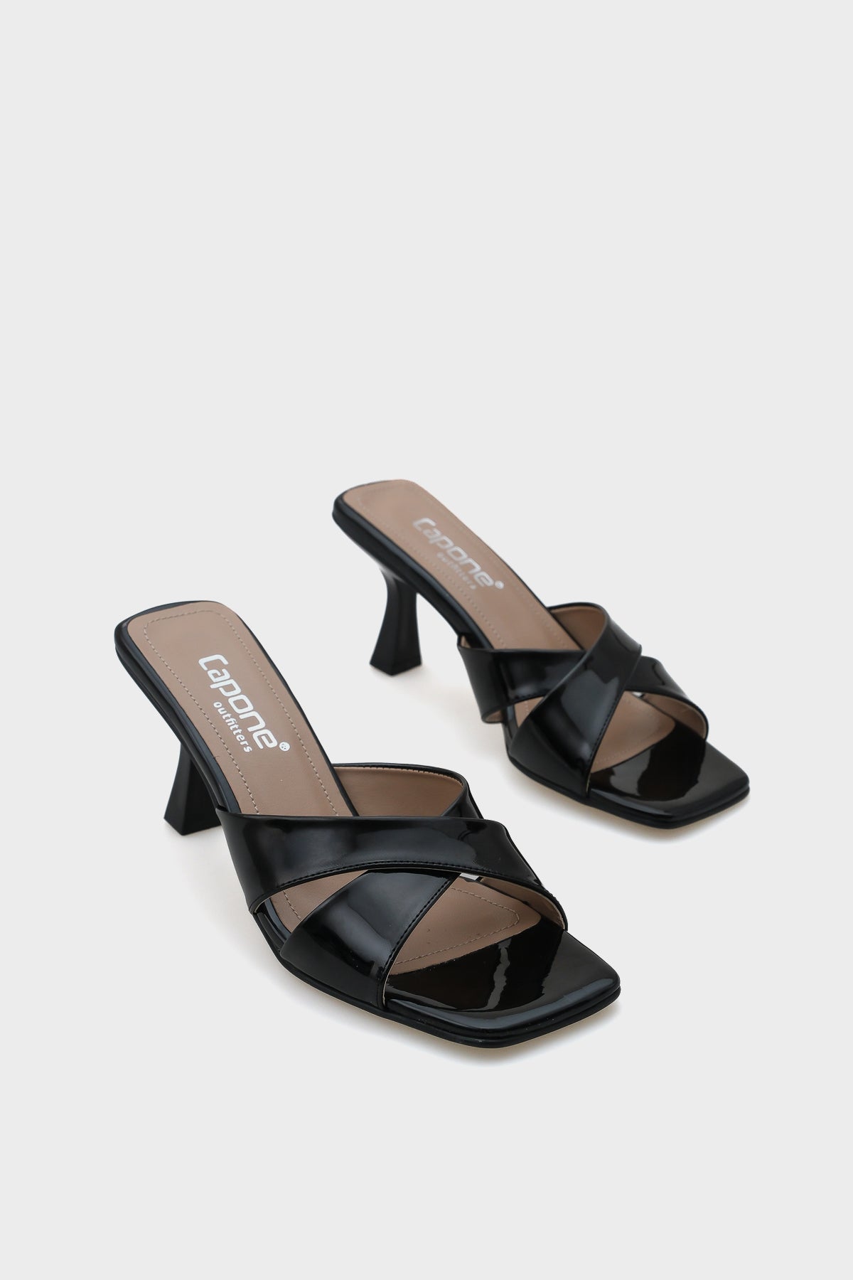 Mavis Küt Burunlu Rugan Çapraz Bantlı Orta Topuklu  Kadın Terlik