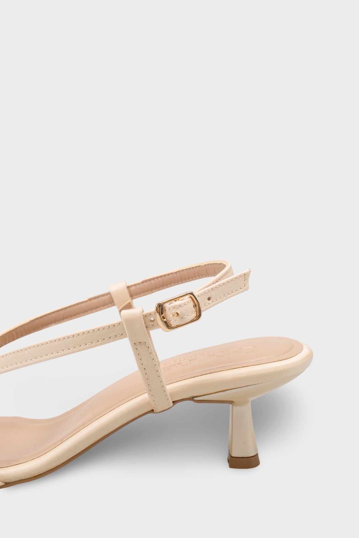 Lacey Saten Orta Topuklu Küt Burunlu Kadın Sandalet