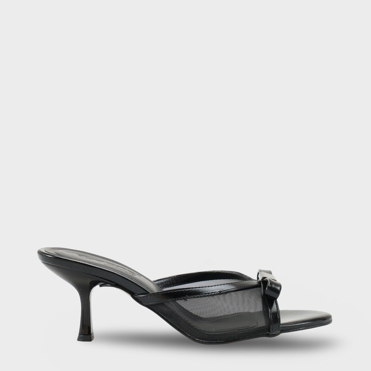 Robbi Sivri Burunlu Fileli Fiyonklu Orta Topuklu Şık Kadın Terlik