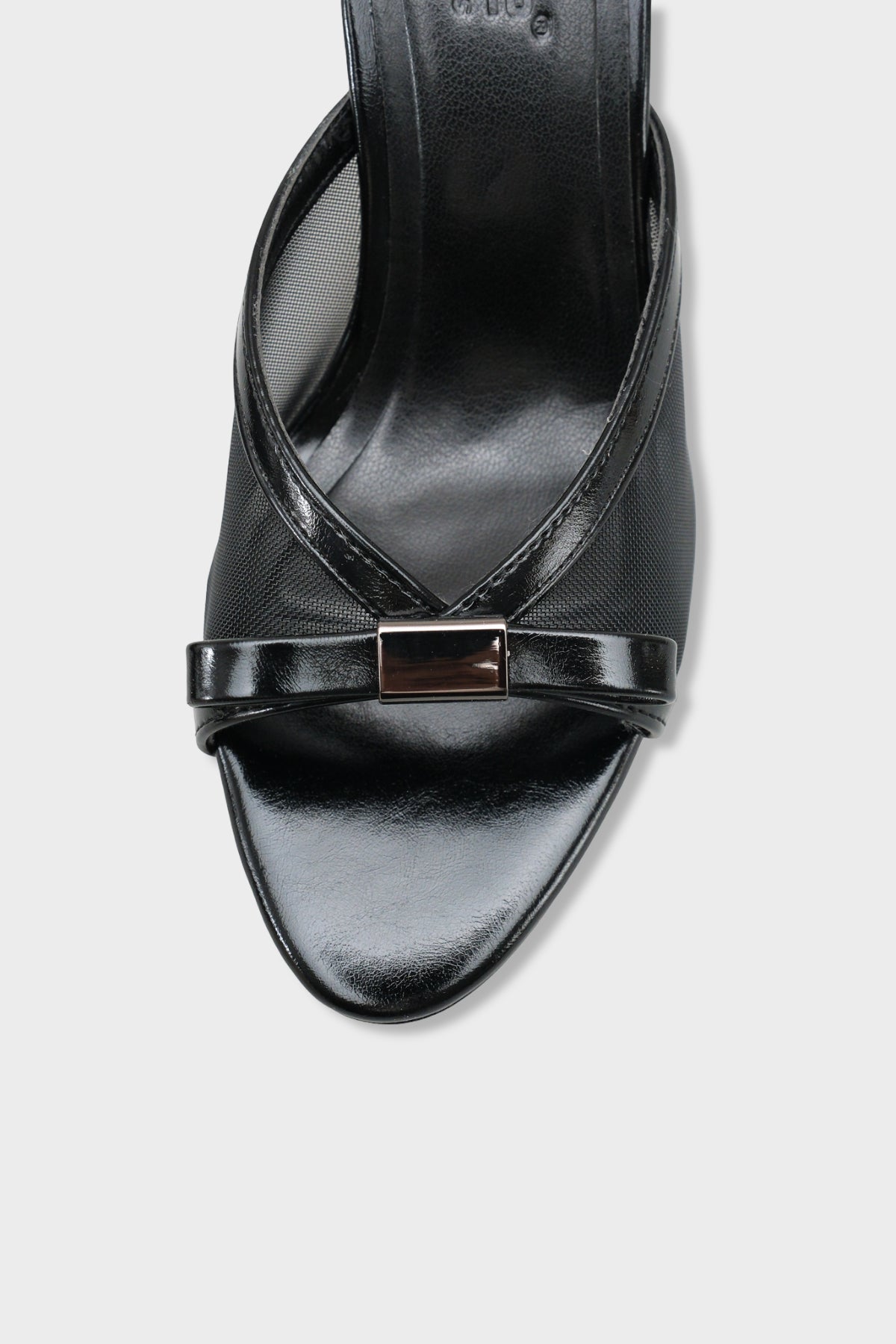 Robbi Sivri Burunlu Fileli Fiyonklu Orta Topuklu Şık Kadın Terlik