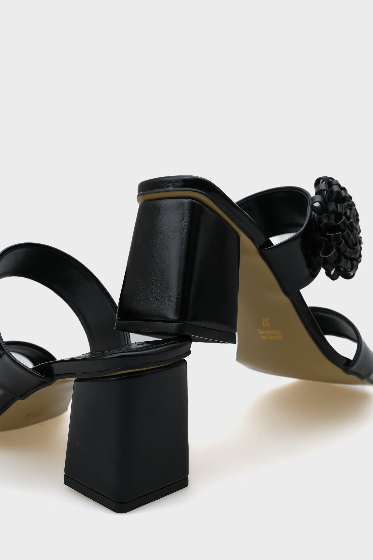 Moya Orta Topuklu Küt Burunlu  Çiçekli Kadın Terlik