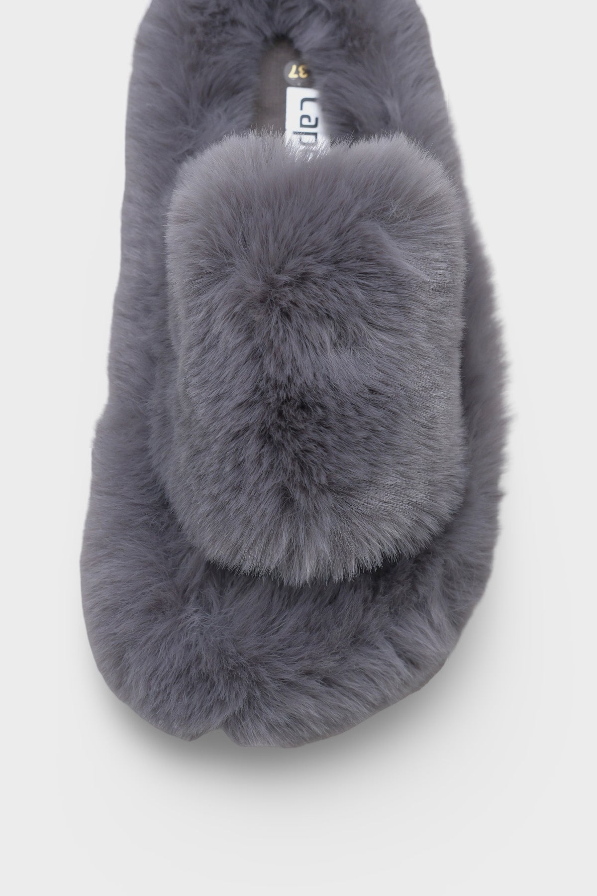 Nyssa Peluş Tüylü Kadın Ev Terliği