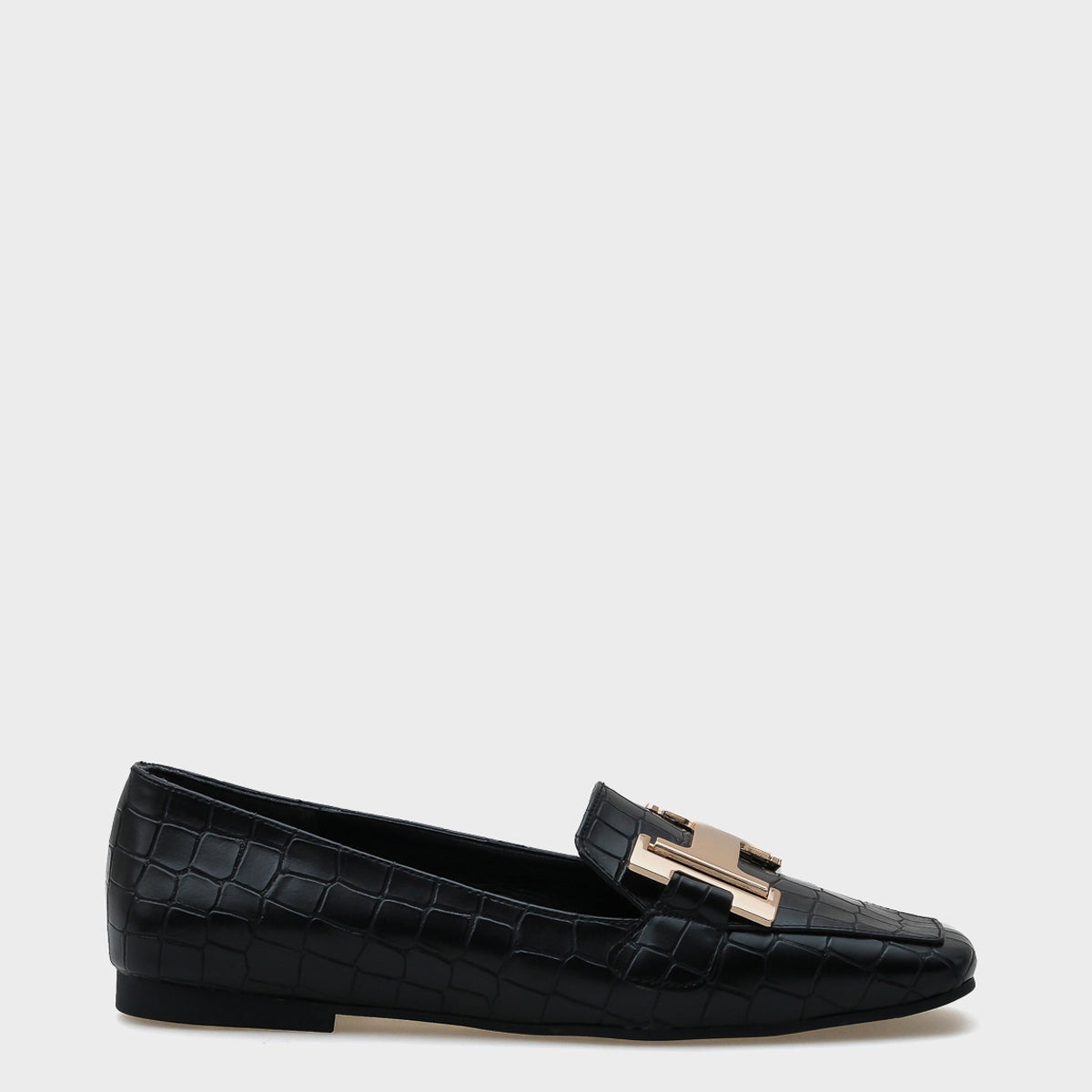 Carey Küt Burunlu Metal  Toka Aksesuarlı Kadın Loafer