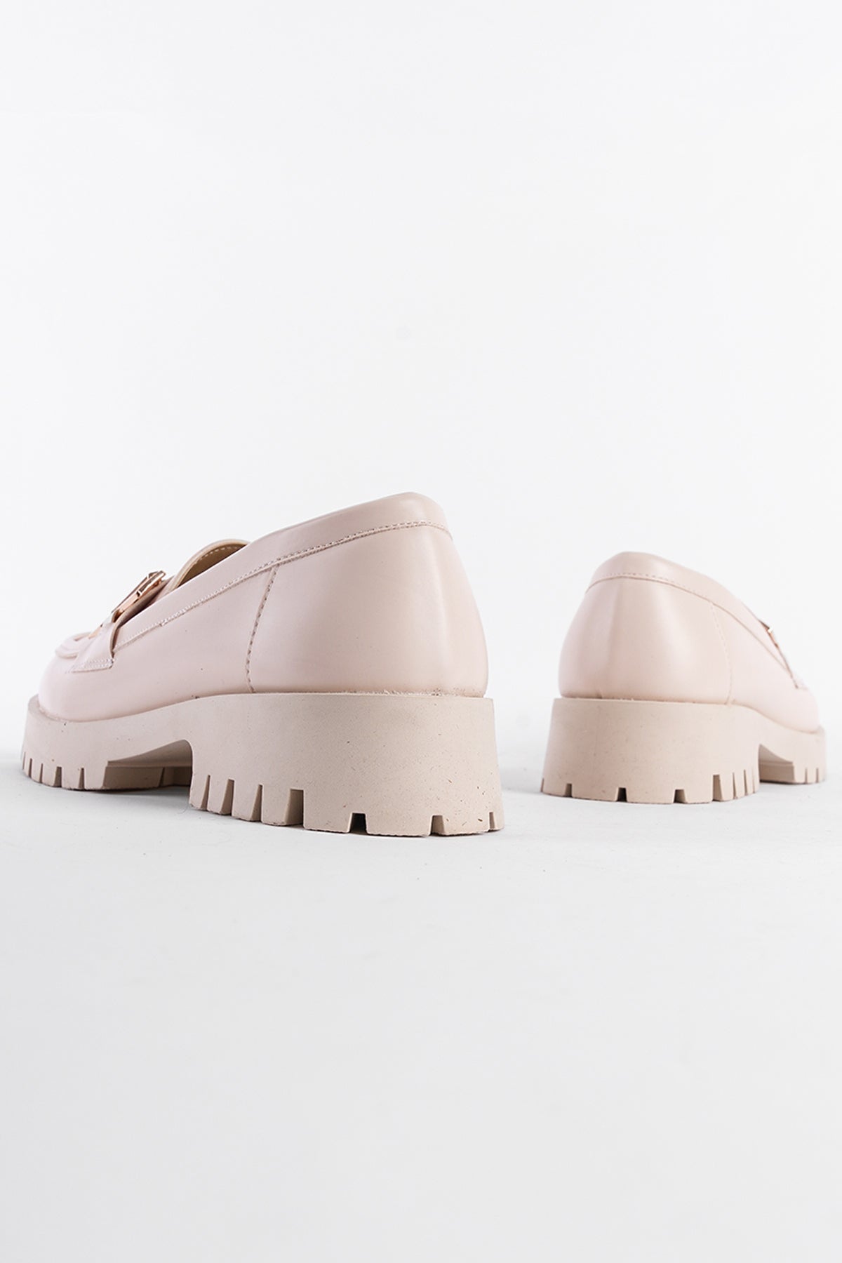 Trak Tabanlı Metal  H Tokalı  Kadın Loafer