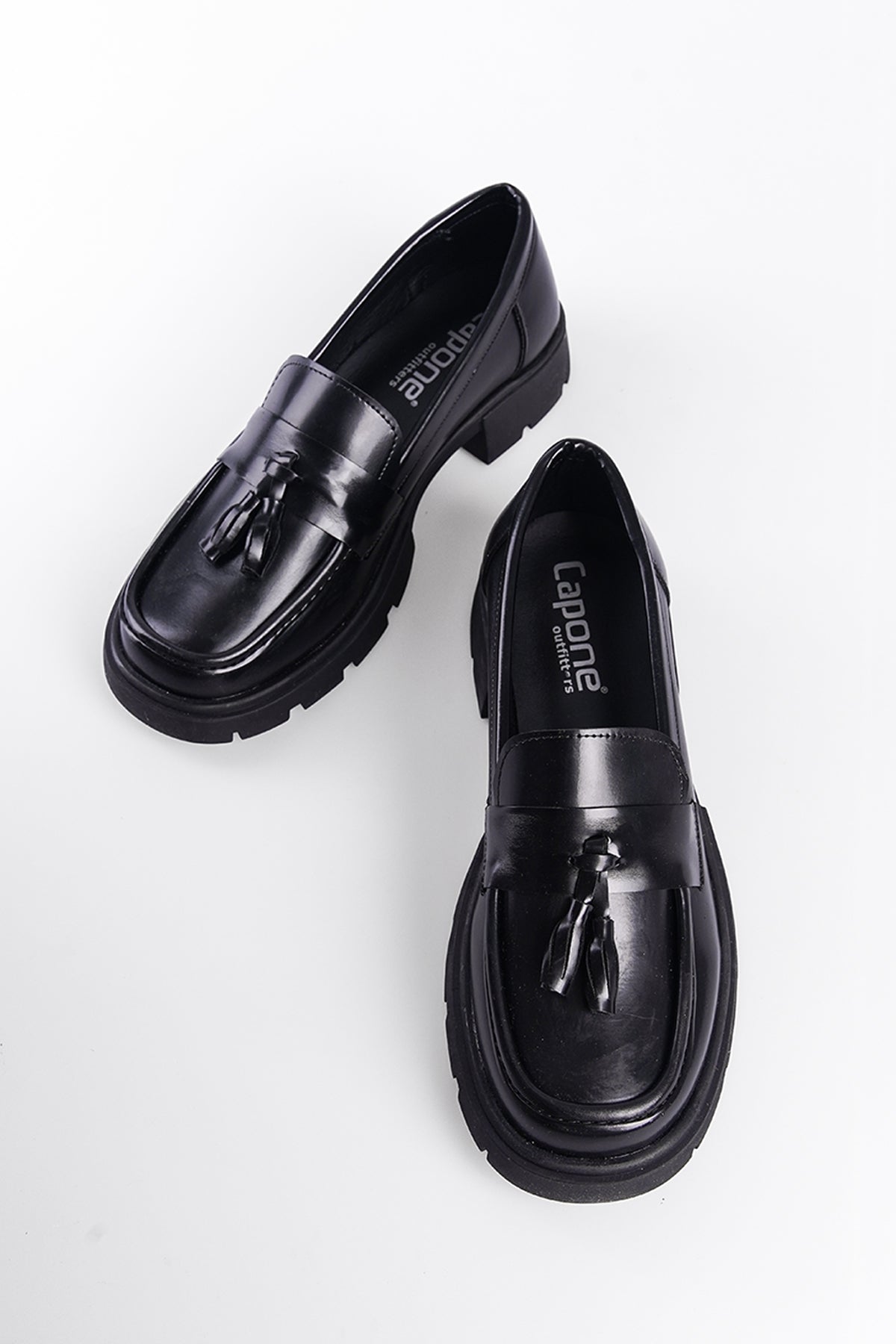 Trak Tabanlı Püsküllü Kadın Loafer
