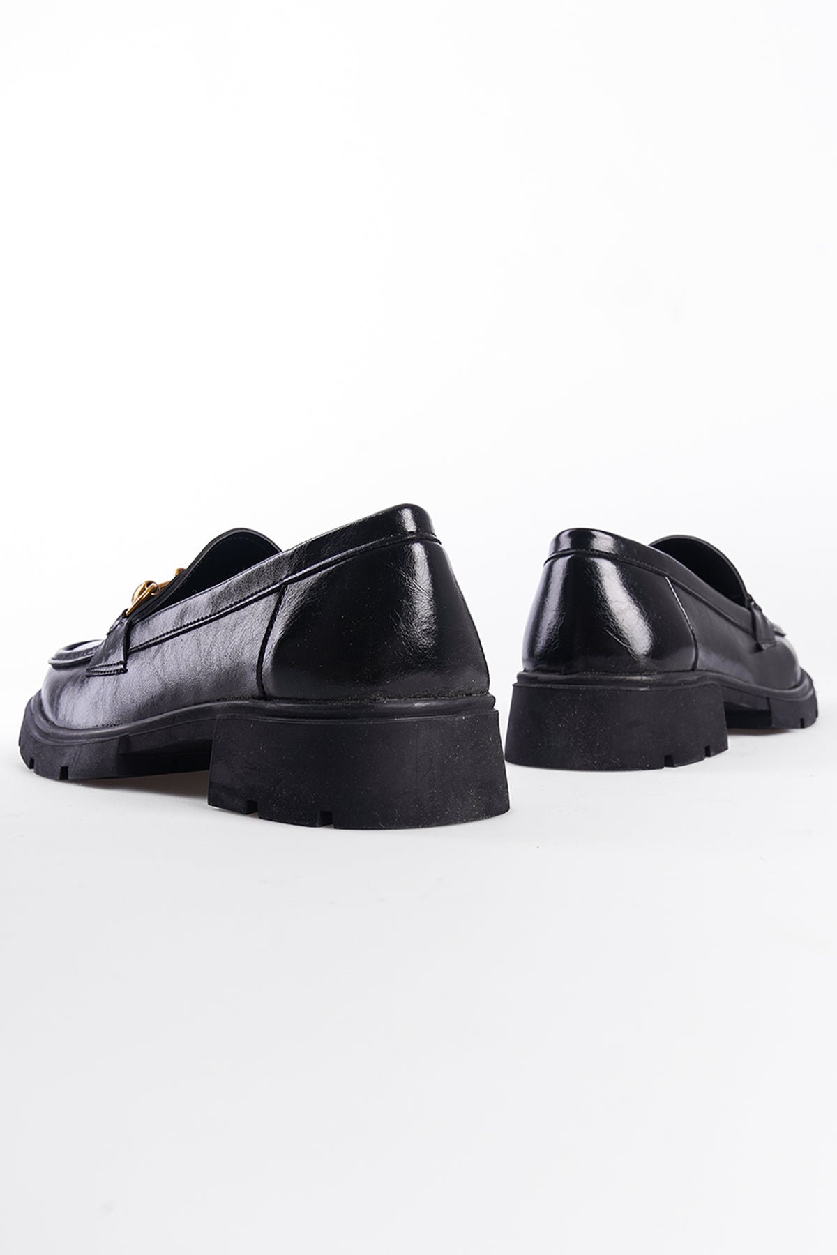 Trak Tabanlı Metal Tokalı Kadın Loafer