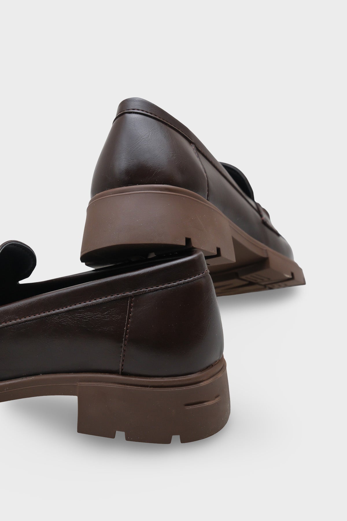 Jessie Trak Tabanlı Metal Tokalı Kadın Loafer