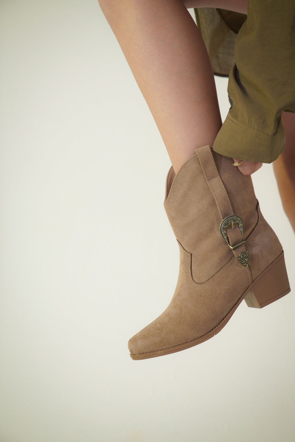 Zane Süet Çekmeli Kadın Kovboy Bot