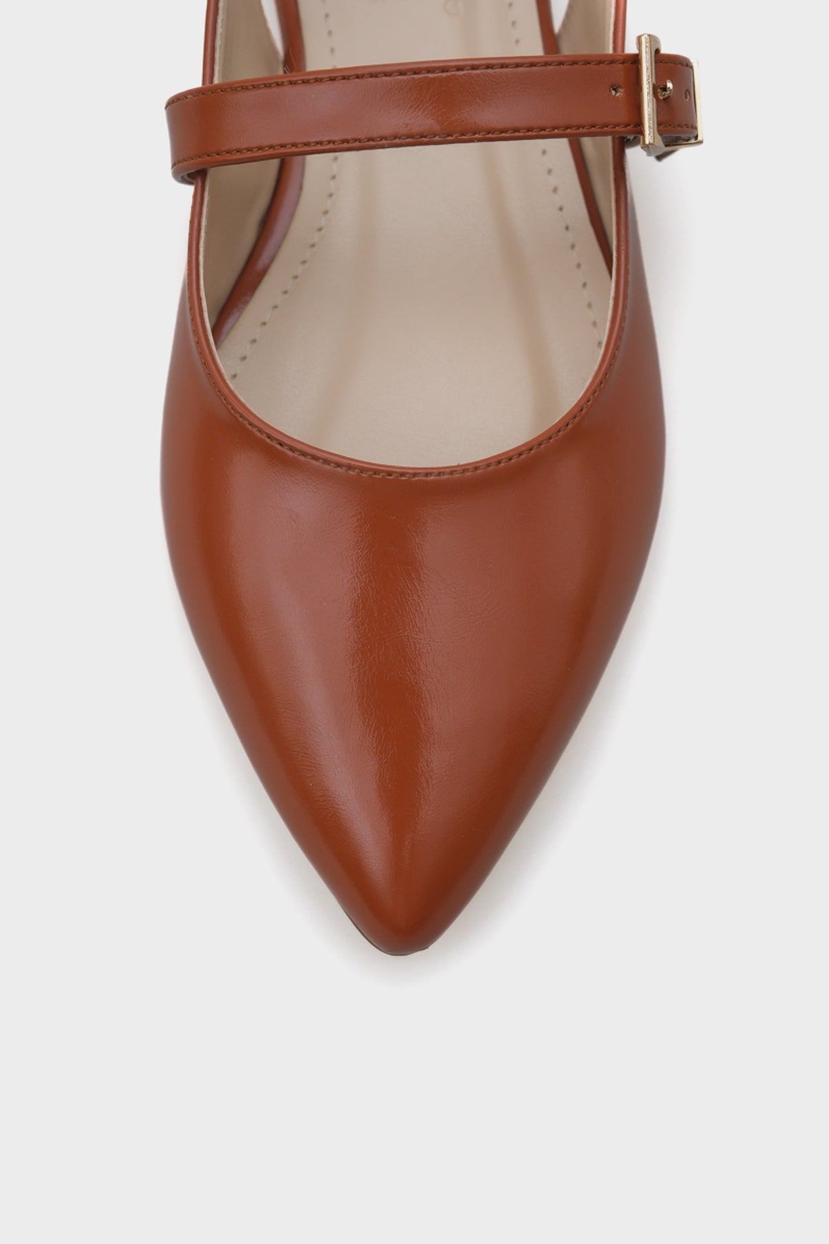 Anna Arkası Açık Bantlı Toka Detaylı Sivri Burunlu  Kadın Babet