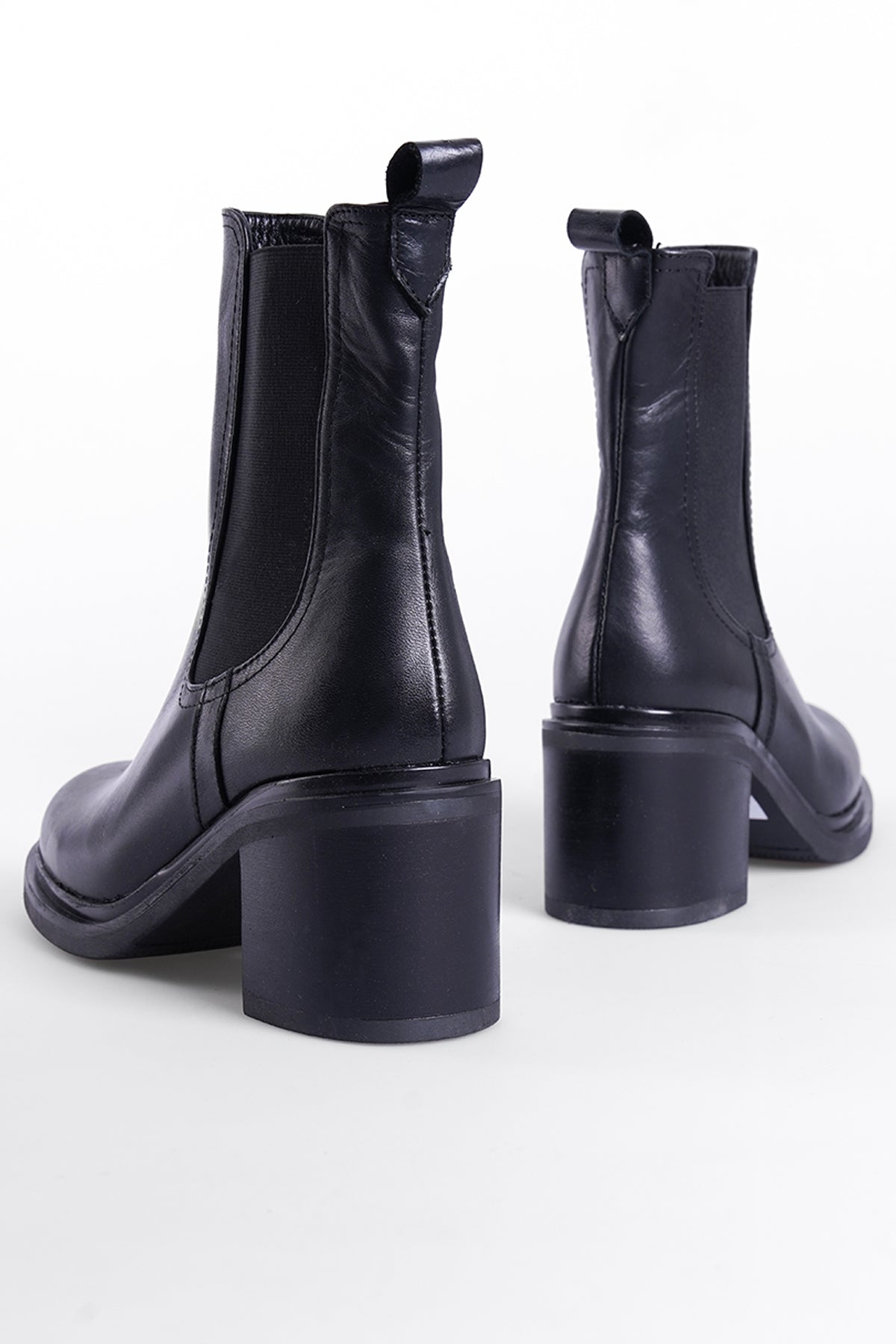 Kadın Hakiki Deri Yandan Lastikli  Bot