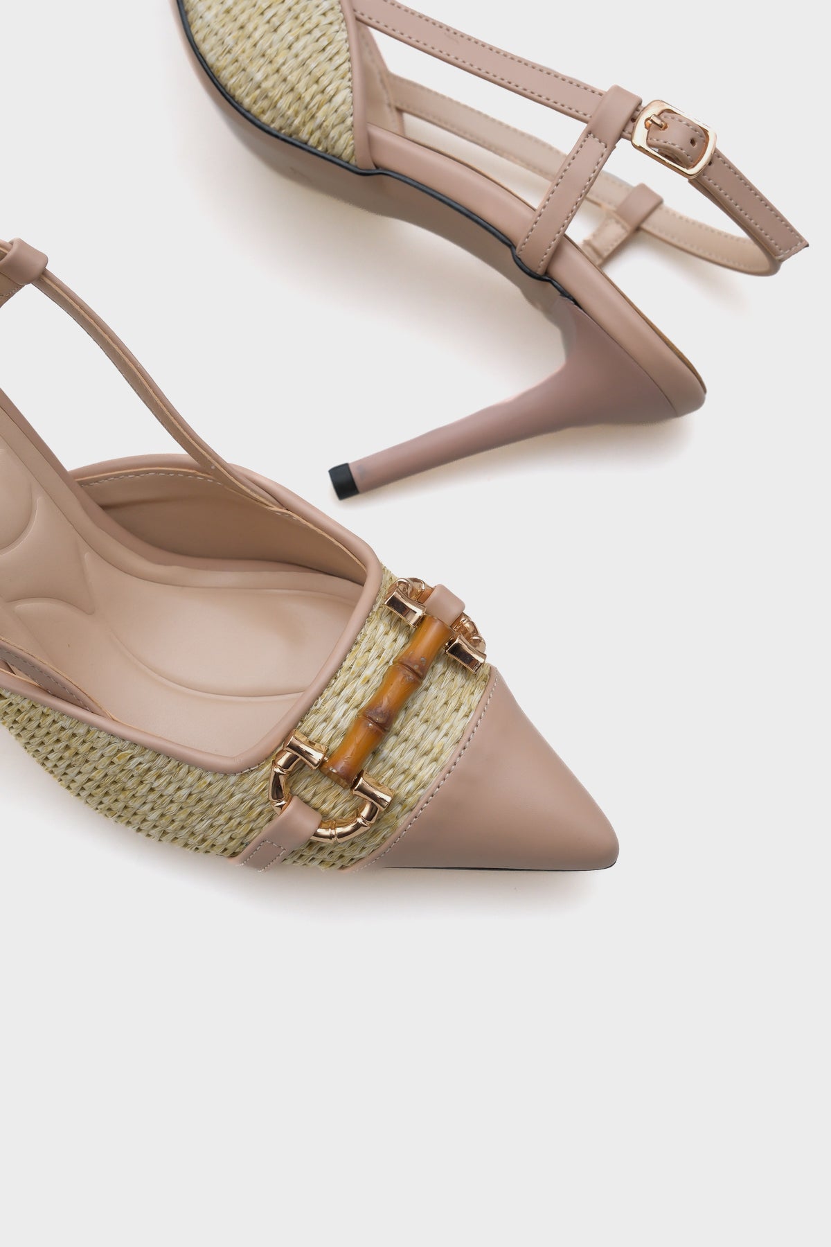 Hetty Tahta Tokalı Hasır Stiletto