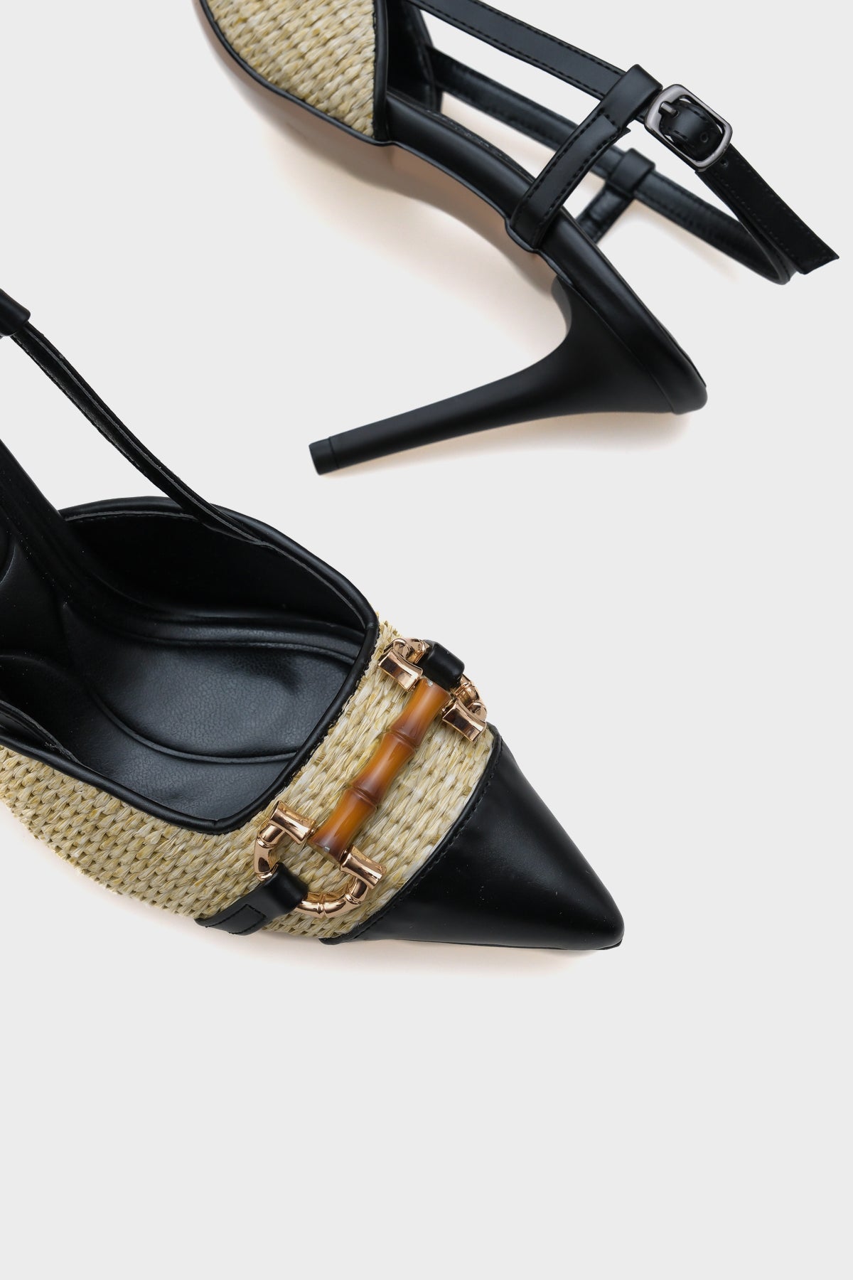 Hetty Tahta Tokalı Hasır Stiletto