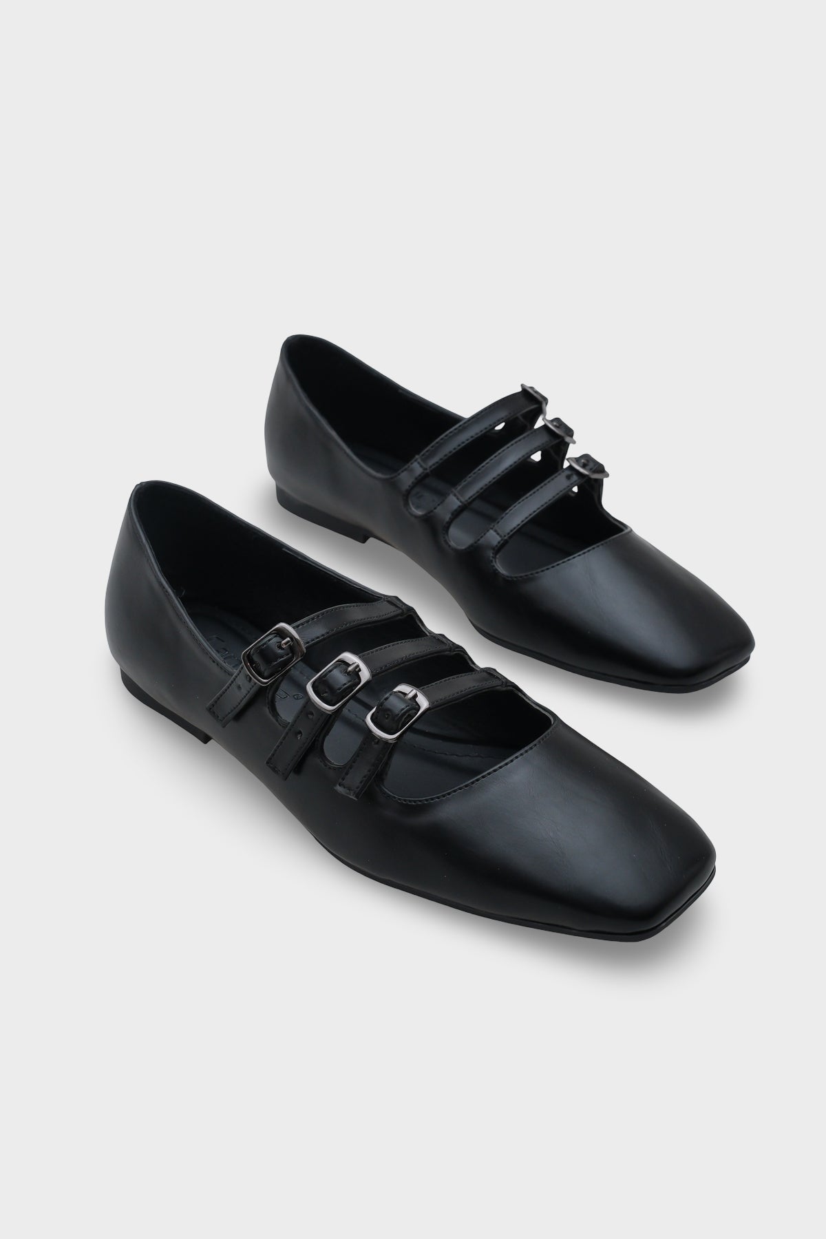 Marcelle Küt Burunlu Üç Tokalı Bantlı Kadın Babet