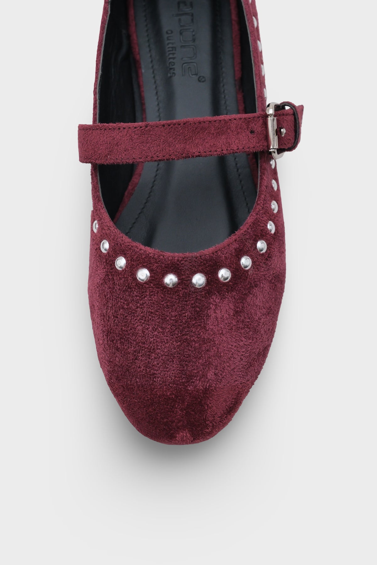 Penelop Yuvarlak Burunlu Metal Aksesuarlı Tokalı Suni Süet Kadın Babet