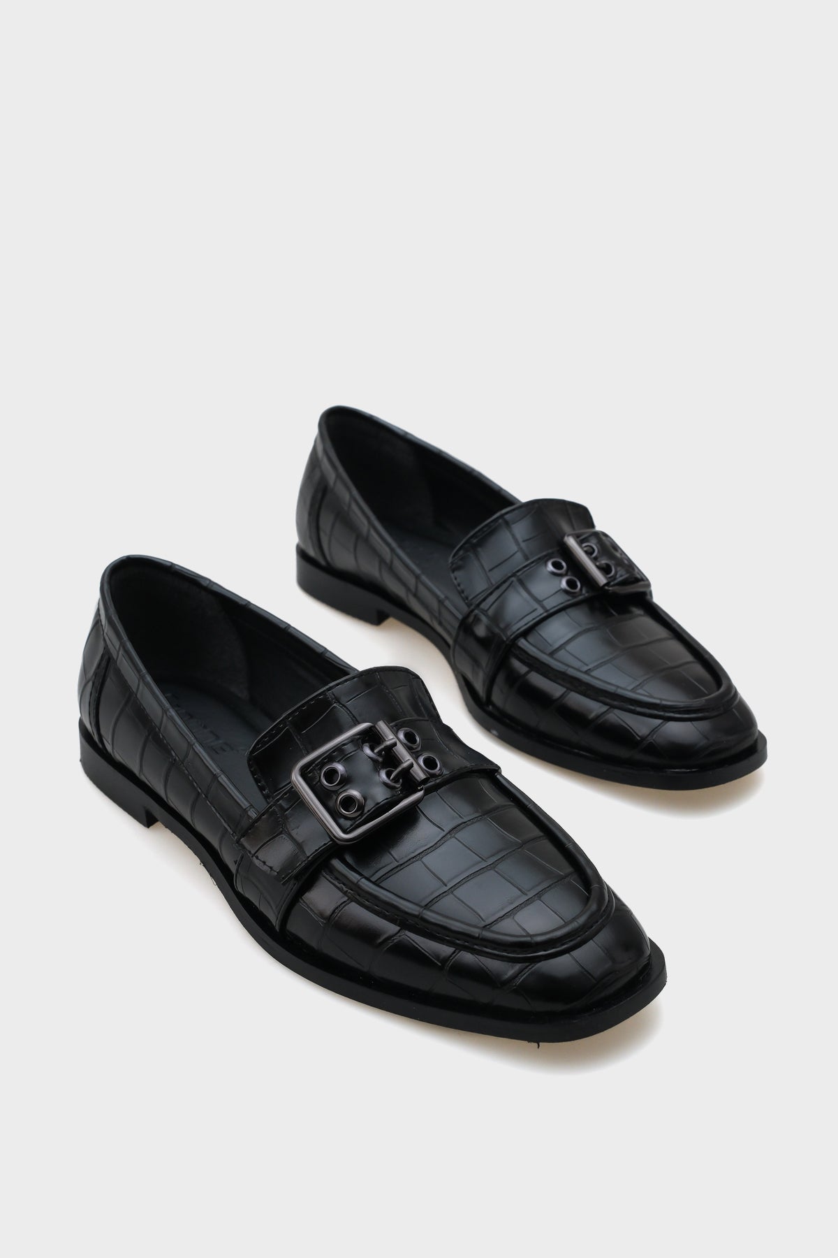 Carla Metal Tokalı Kadın Loafer Ayakkabı