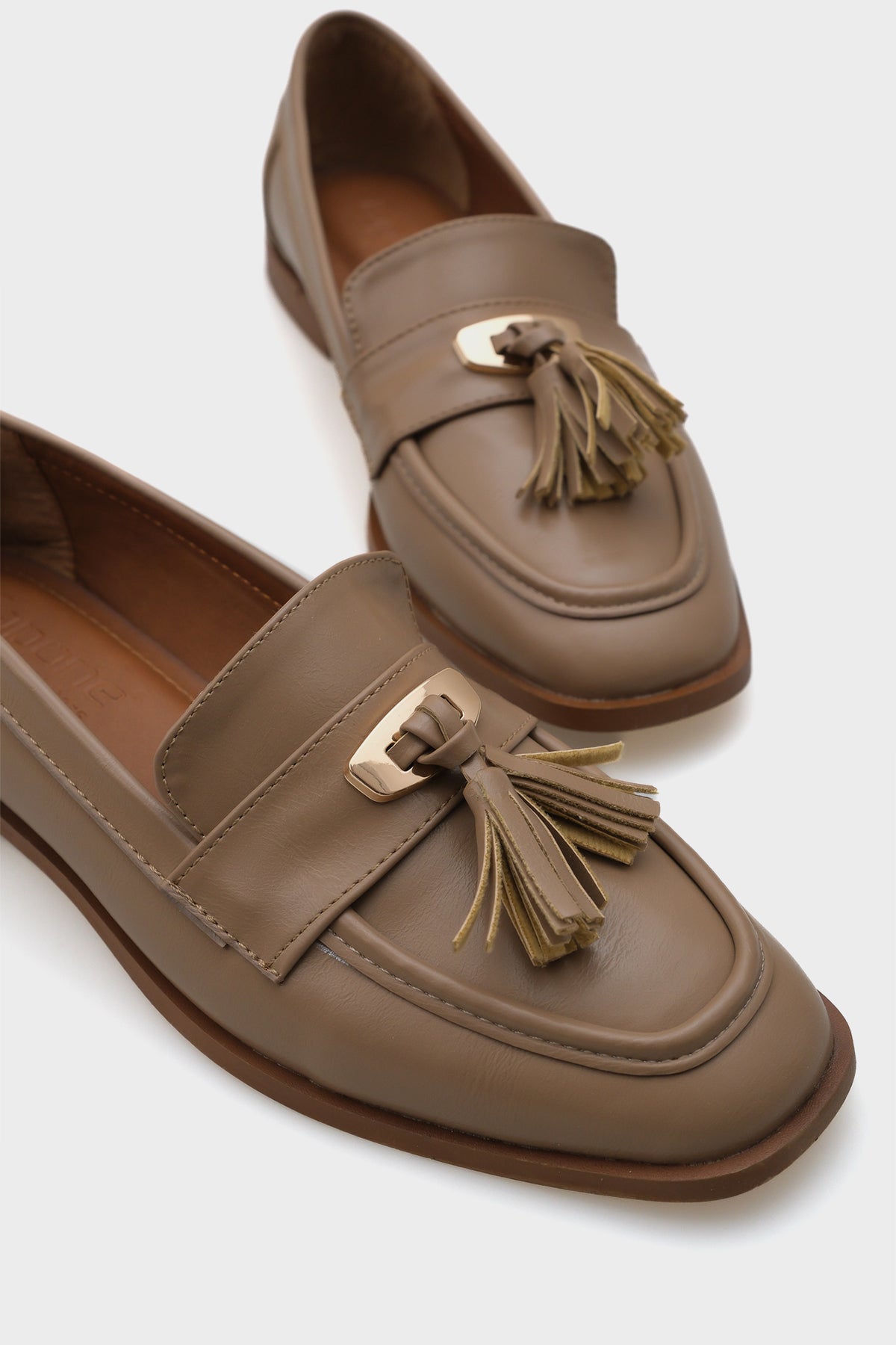 Carmela Metal Tokalı Püsküllü Kadın Loafer Ayakkabı