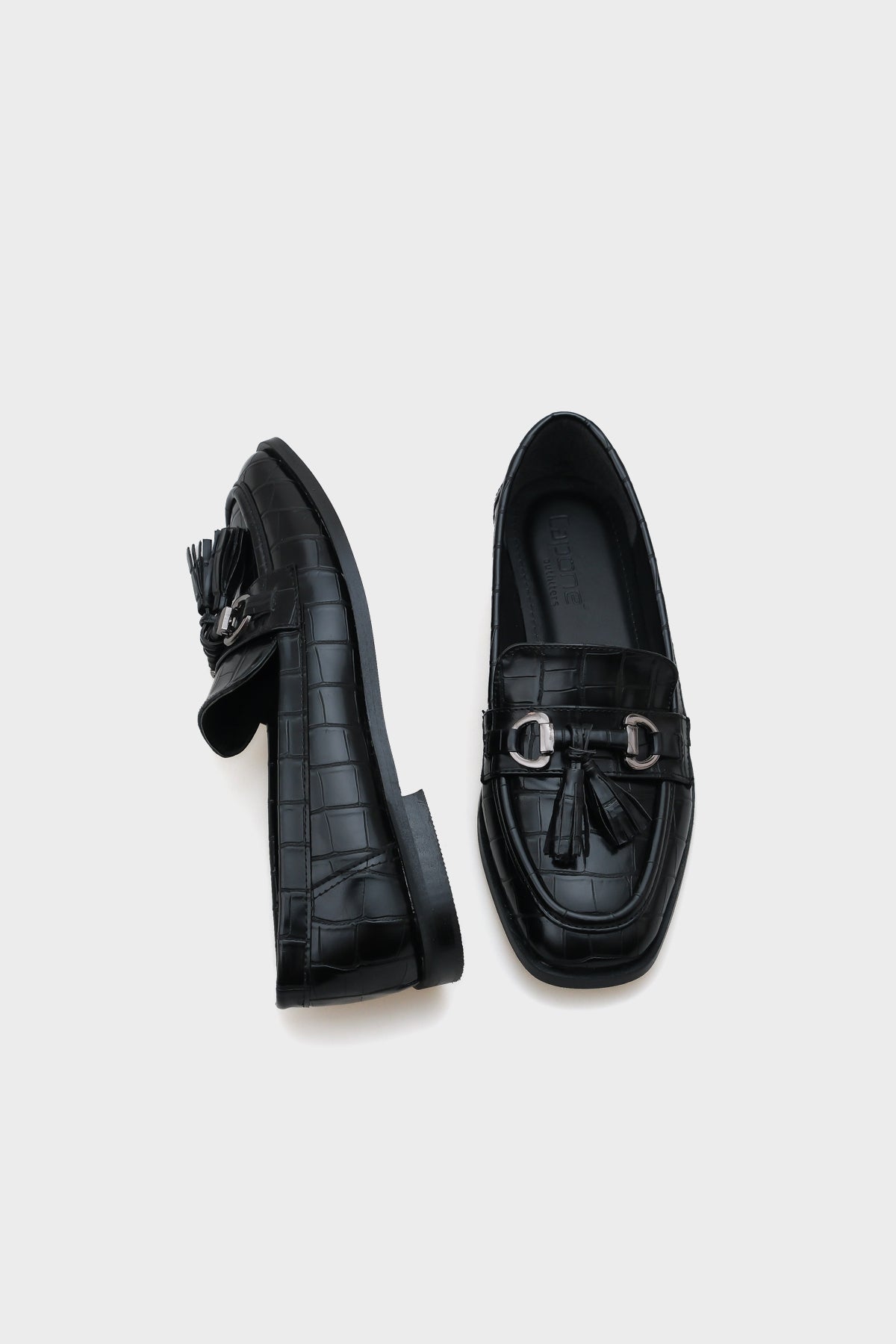 Carolin Metal Tokalı Püsküllü Kadın Loafer Ayakkabı