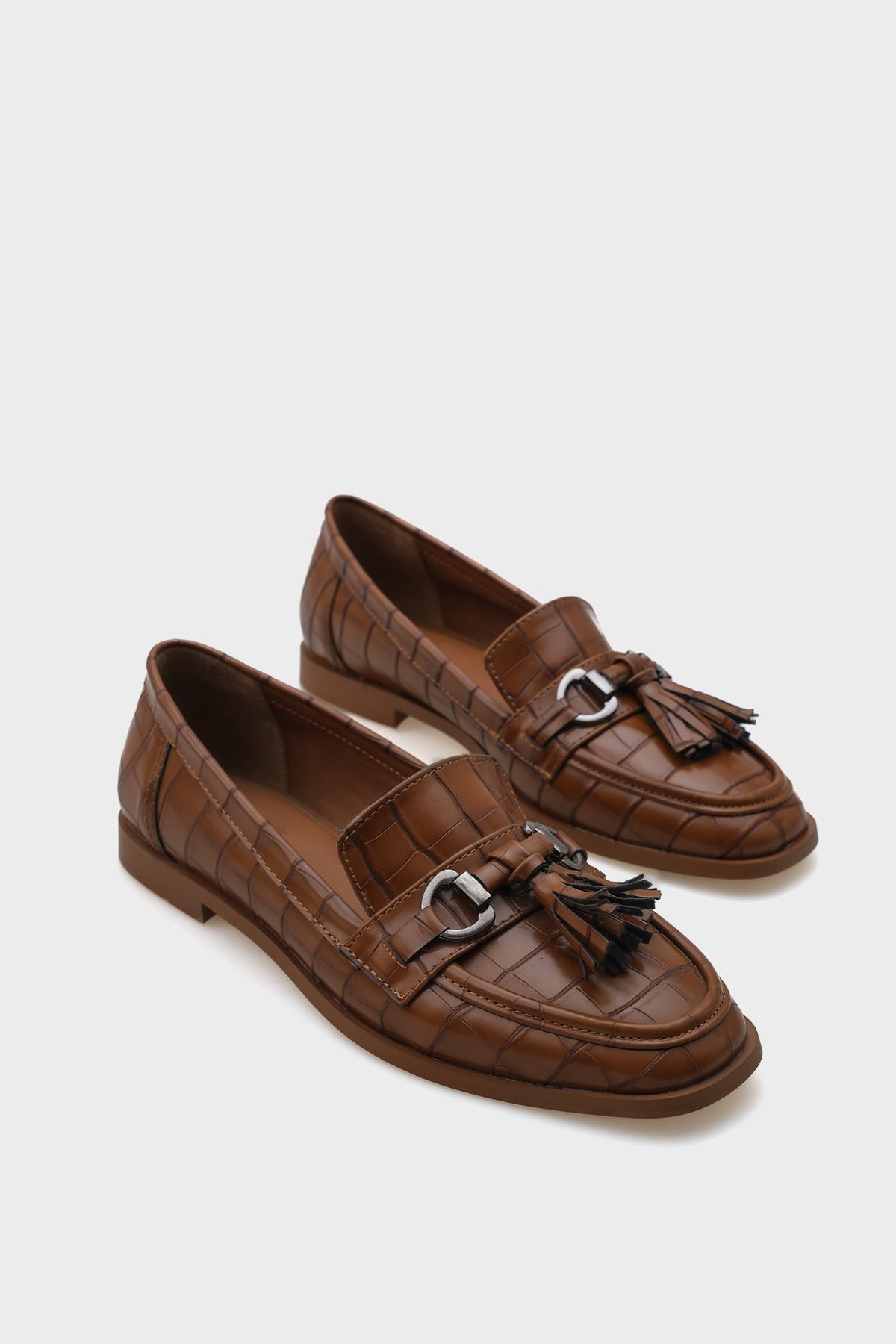 Carolin Metal Tokalı Püsküllü Kadın Loafer Ayakkabı