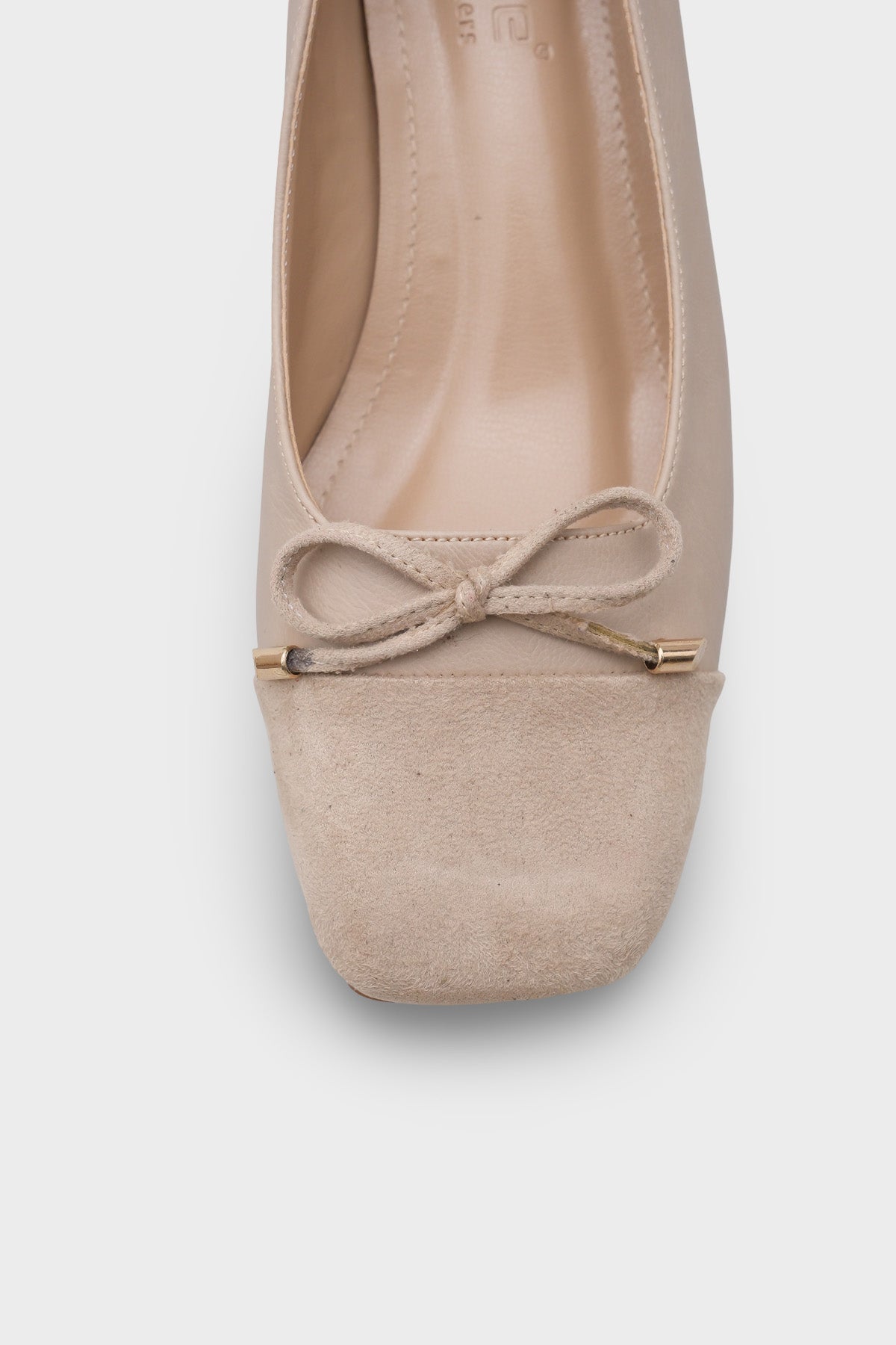 Myriam Küt Burunlu Fiyonklu Kısa Topuklu Kadın Ayakkabı