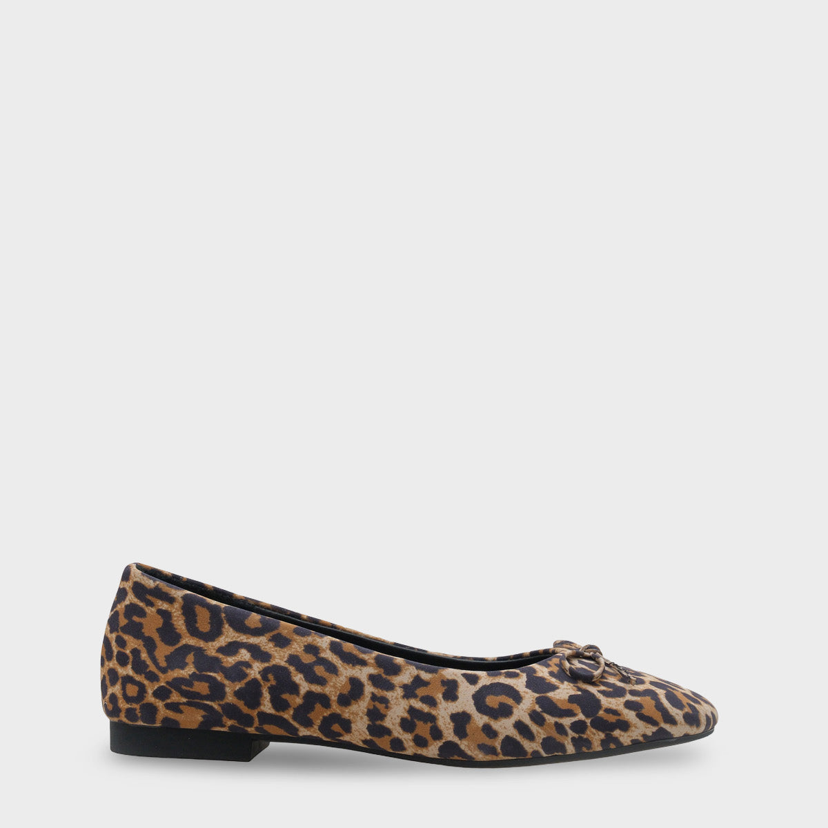 Bloom Hakiki Deri Fiyonklu Yuvarlak Burunlu Kadın Babet