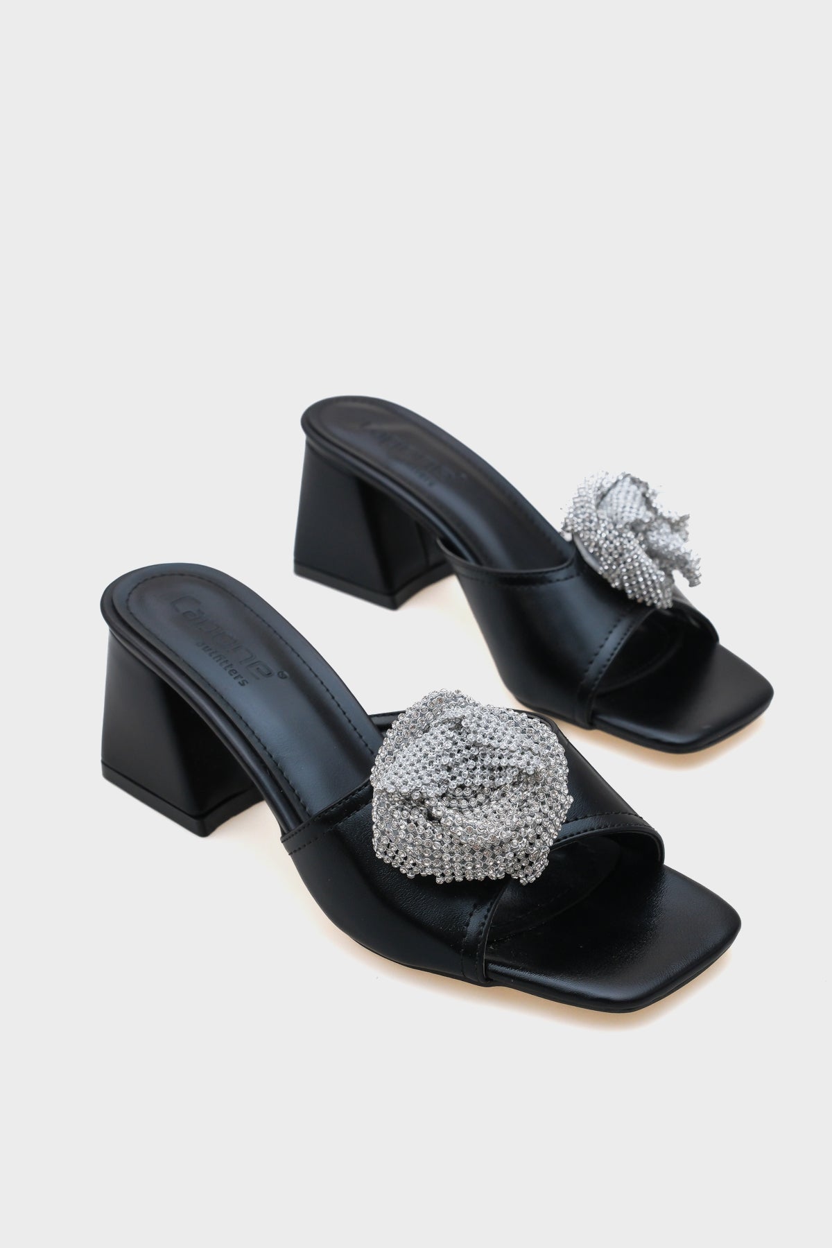 Naomi Orta Topuklu Taşlı Tokalı Kadın Terlik