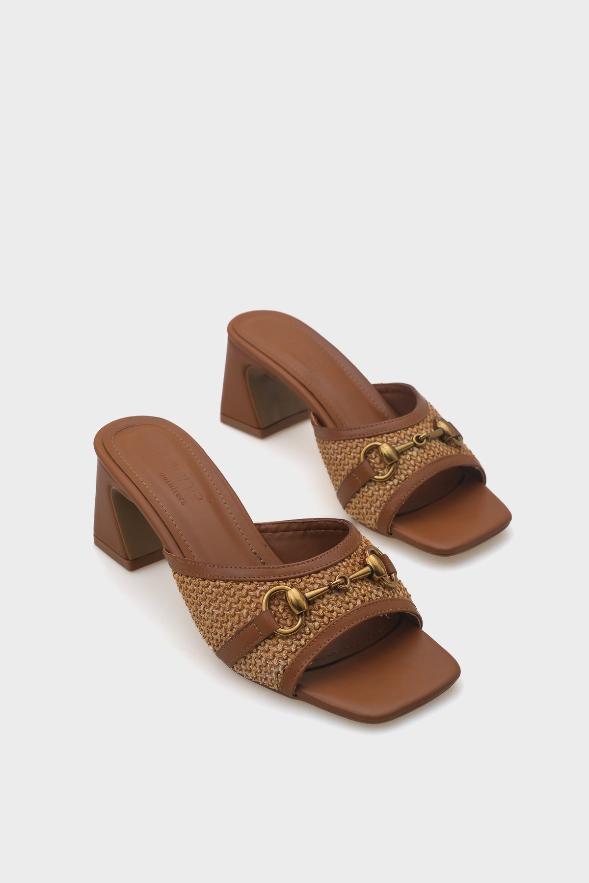 Natalie Hasır Orta Topuklu Ahşap Tokalı Kadın Terlik