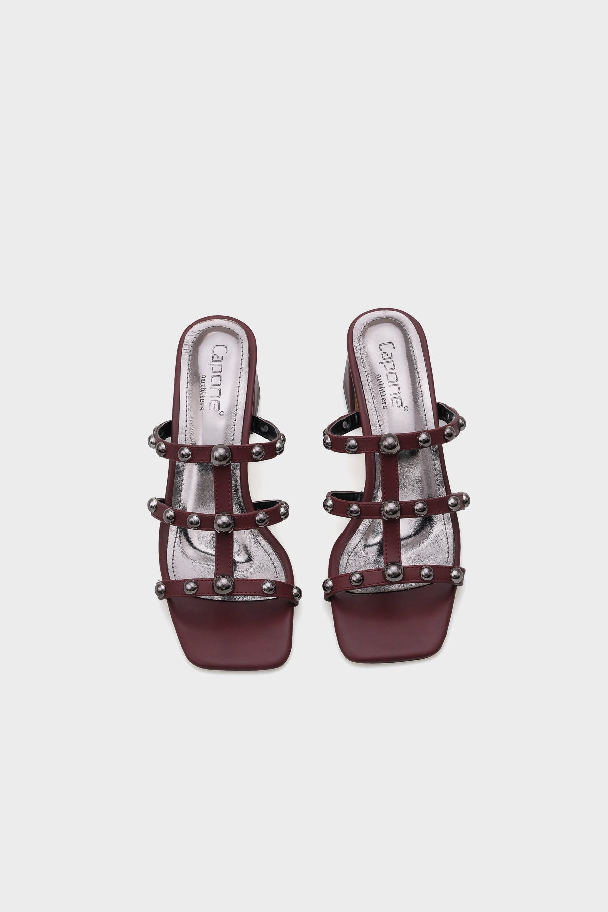 Nela Orta Topuklu Bantlı Metal Aksesuarlı Kadın Terlik