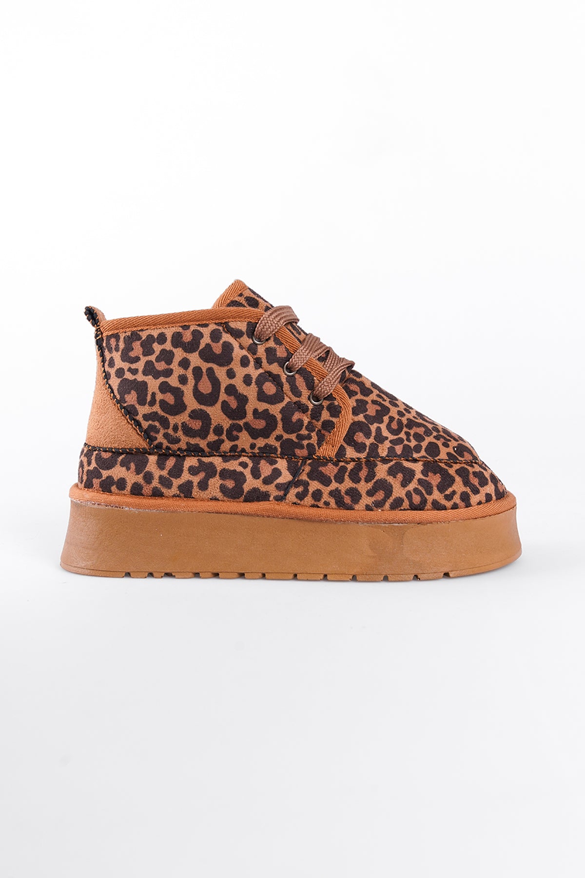 Madeline Kalın Tabanlı Yuvarlak Burunlu Bağcıklı Kürklü Kadın Bot