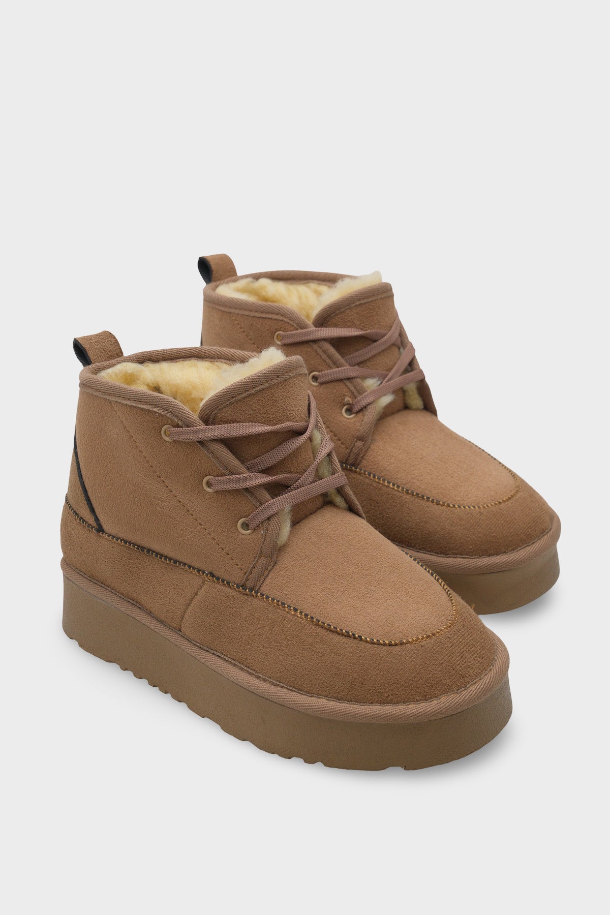 Madeline Kalın Tabanlı Yuvarlak Burunlu Bağcıklı Kürklü Kadın Bot