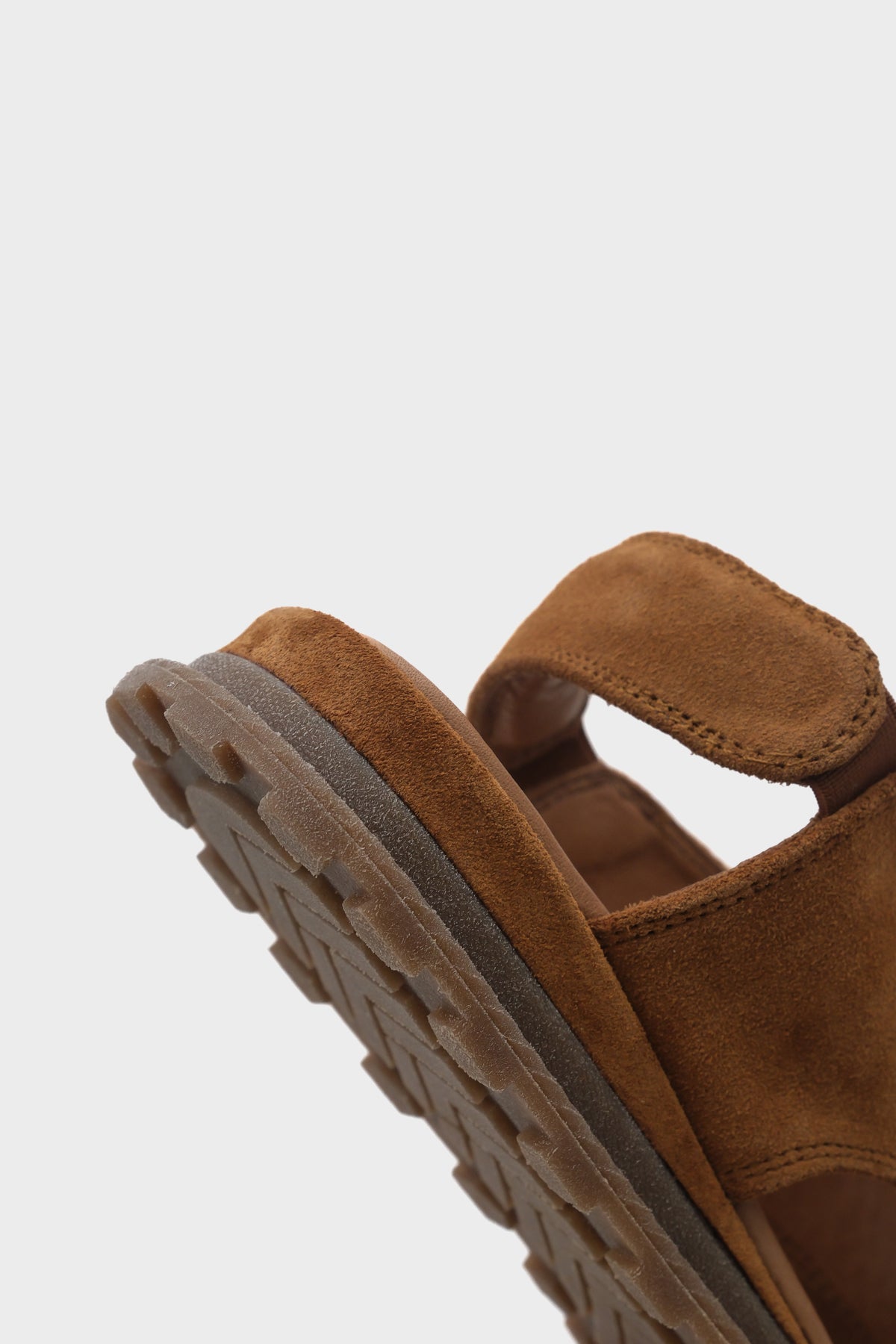 Elvira Çapraz Bantlı Cırtlı Deri Kadın Sandalet