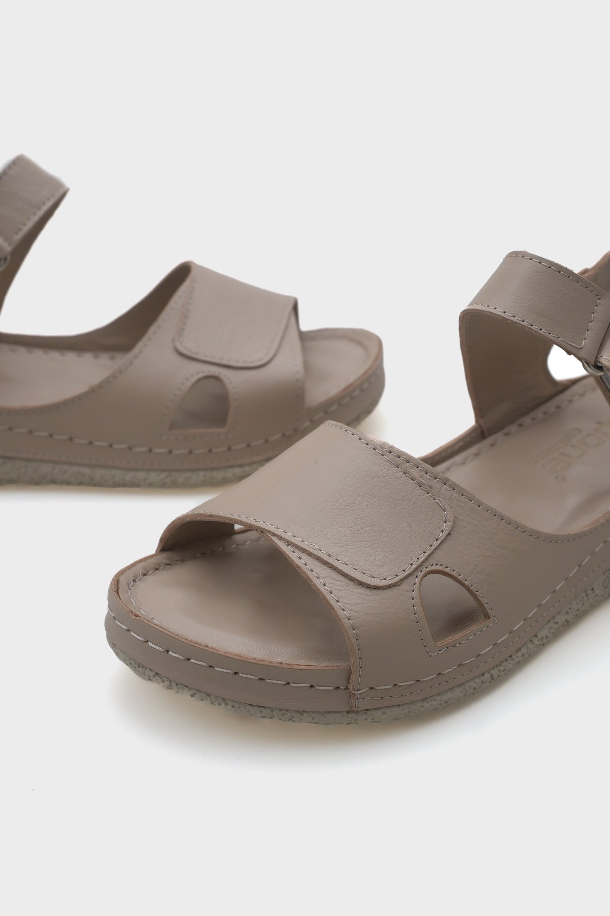 Emily Deri Konfor Anatomik Kadın Sandalet