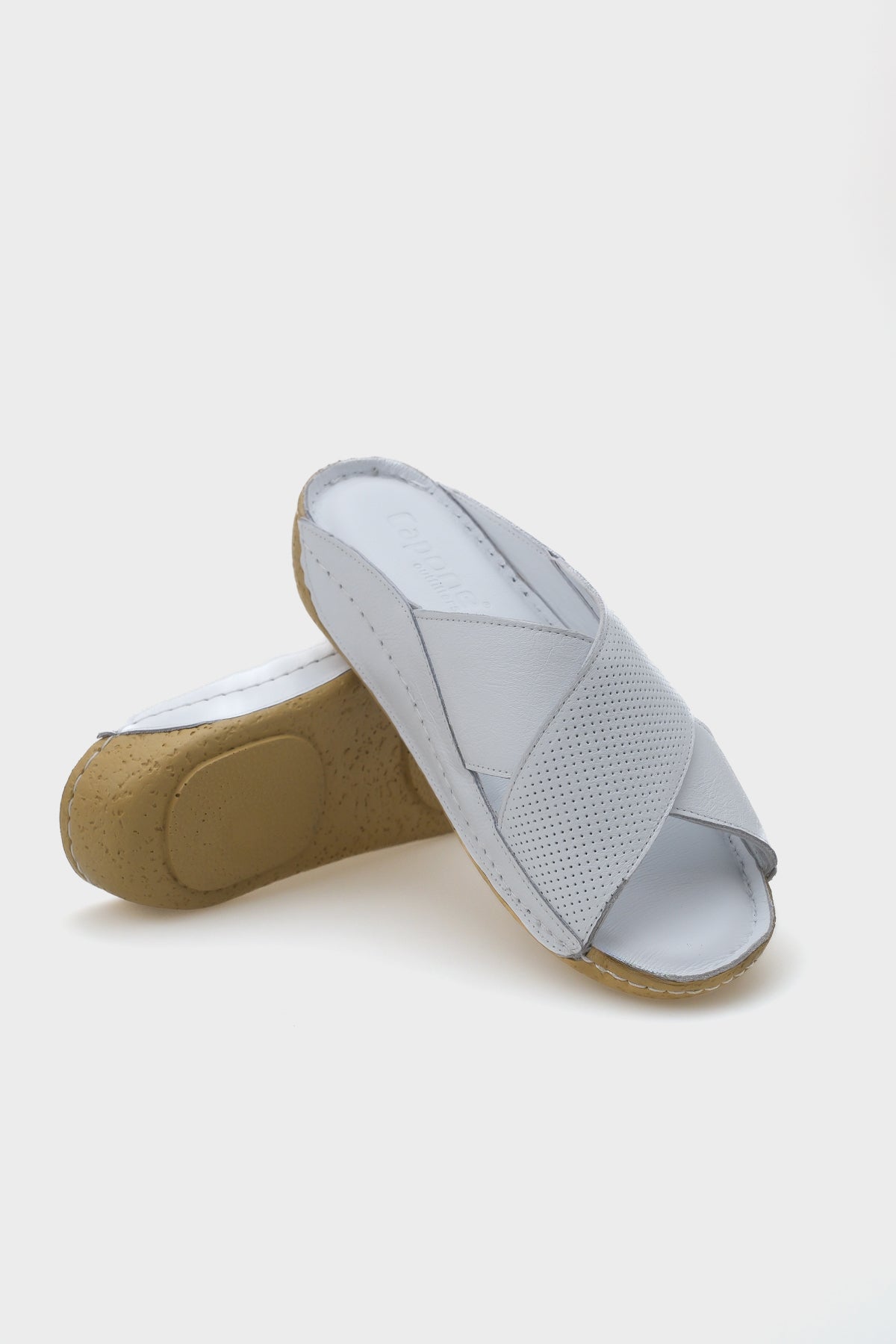 Nissa Çapraz Bantlı Deri Konfor Anatomik Kadın Terlik