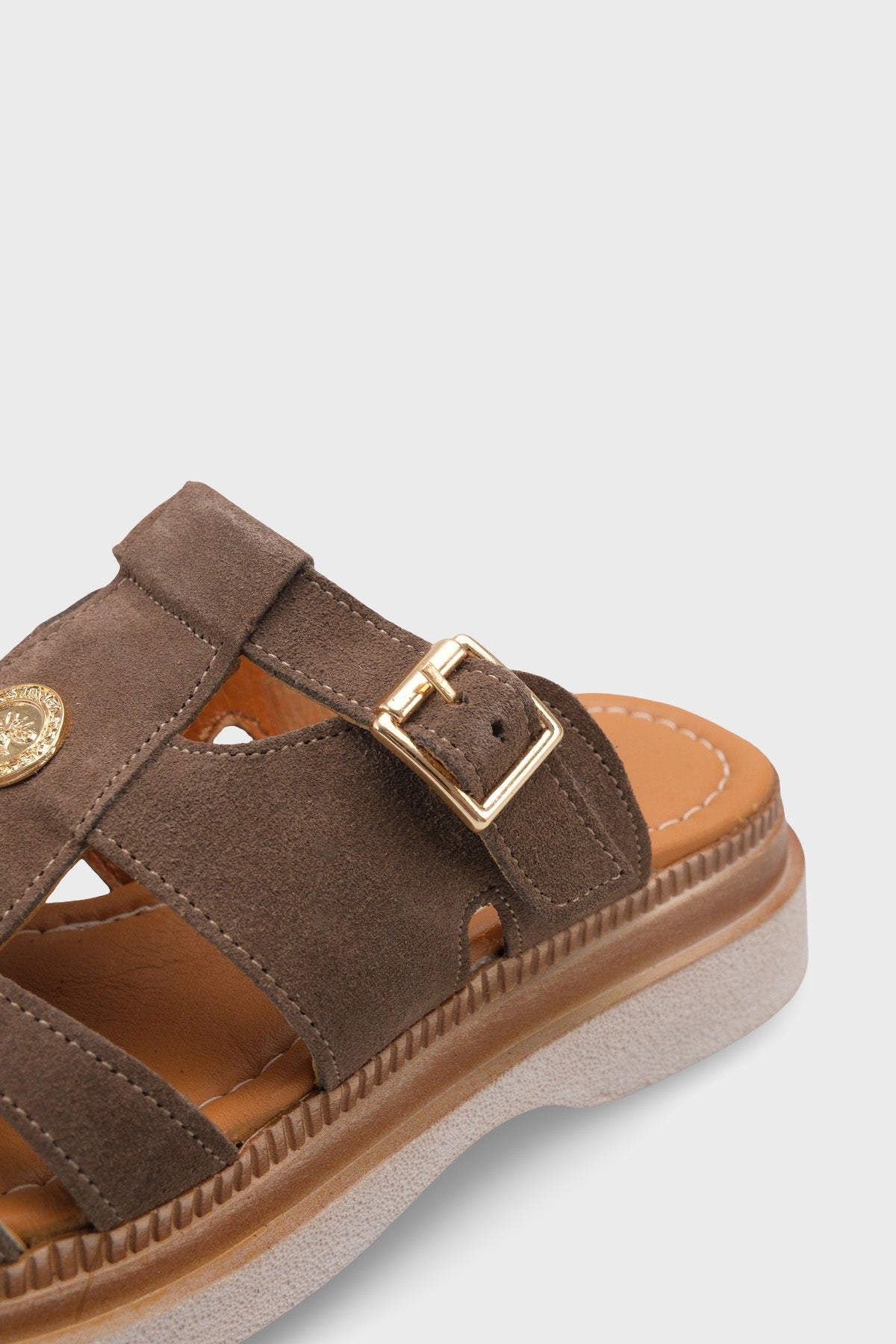 Cheri Hakiki Süet Gladyatör Dolgu Topuk Kadın Terlik