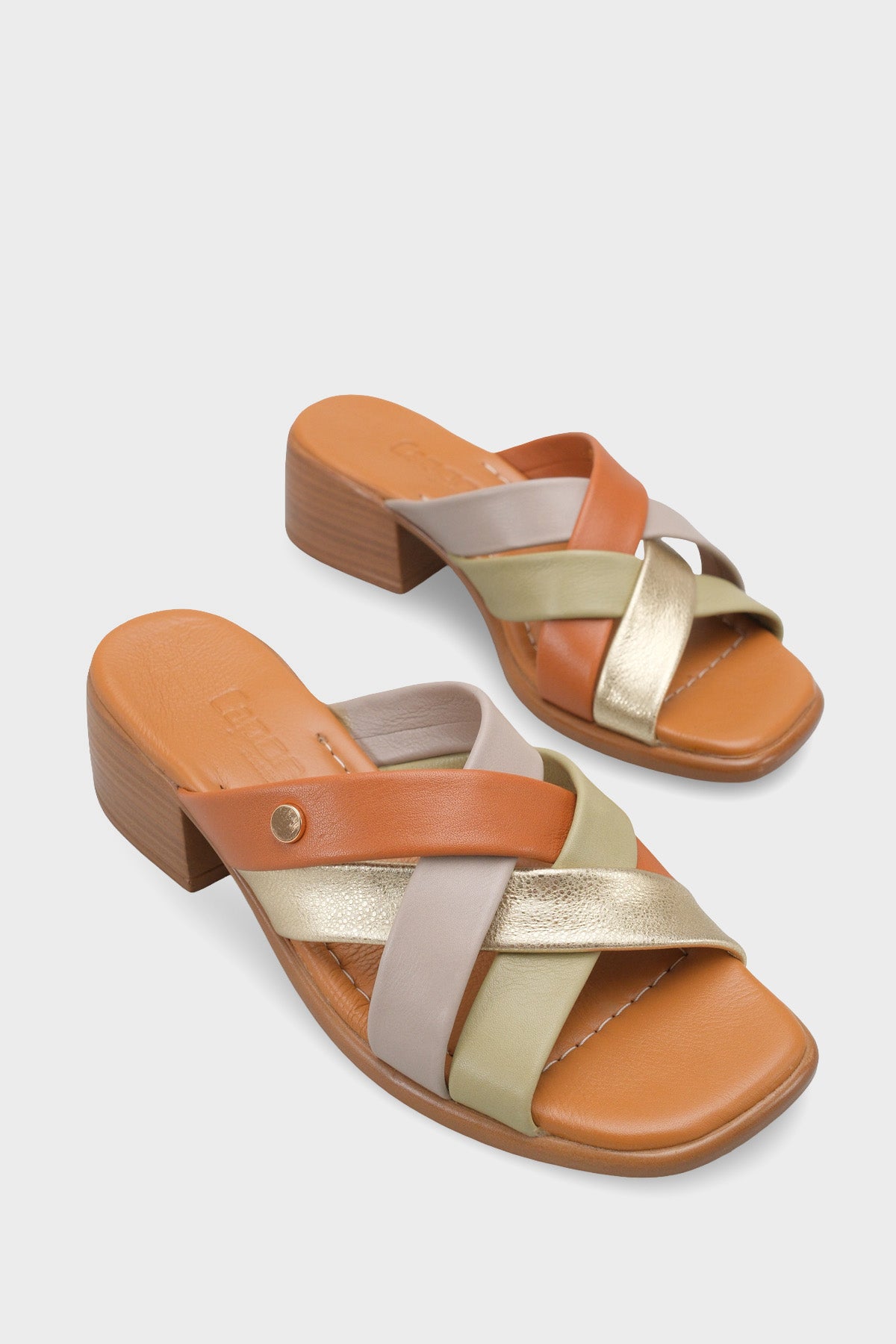 Melania Hakiki Deri Orta Topuklu Kadın Terlik