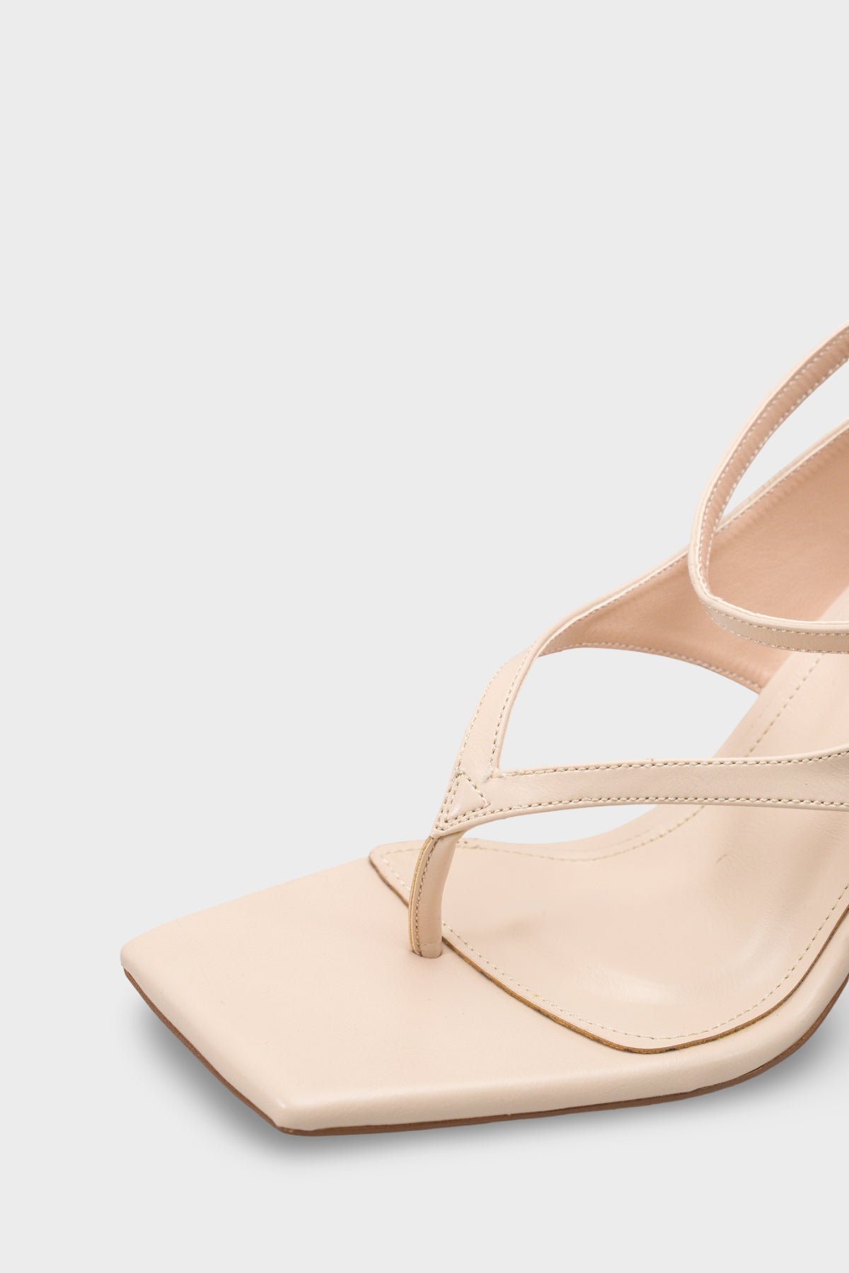 Suzie Kadın Parmak Arası Sandalet